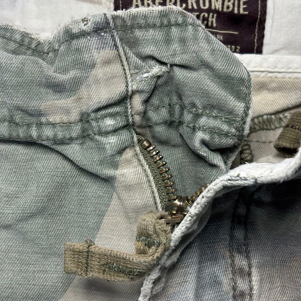 Y2K Abercrombie & Fitch Cargo Shorts Mens 32 Camo Vintage Fatigues Paratrooper - Picture 3 of 13